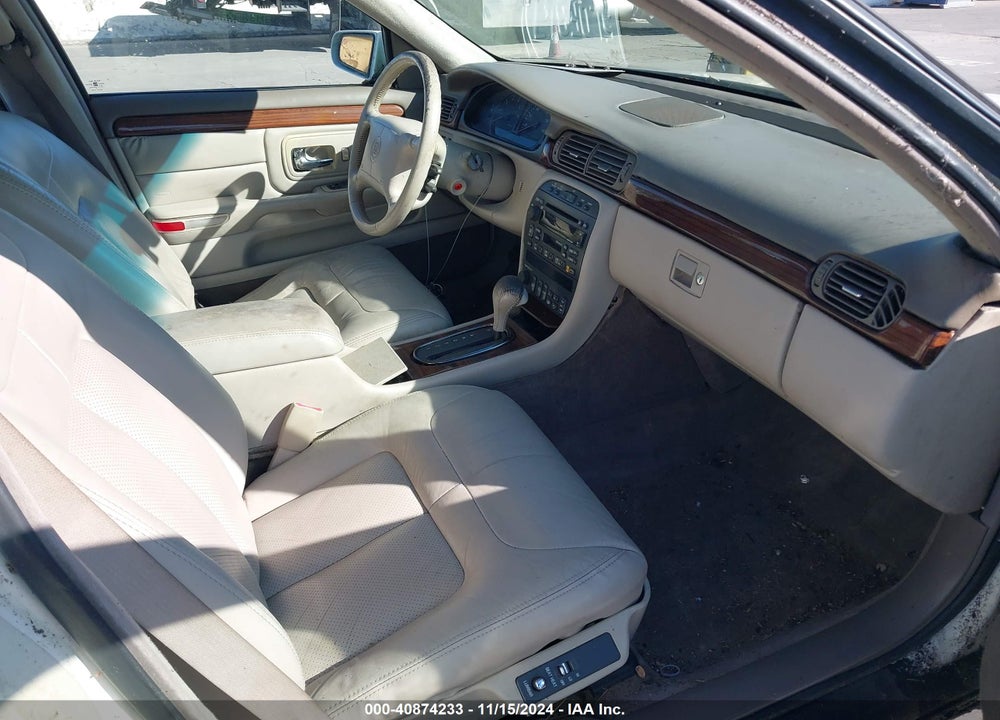 1998 CADILLAC DEVILLE CONCOURS VIN: 1G6KF5497WU724527