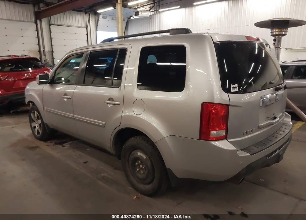 2012 HONDA PILOT TOURING VIN: 5FNYF4H99CB028588