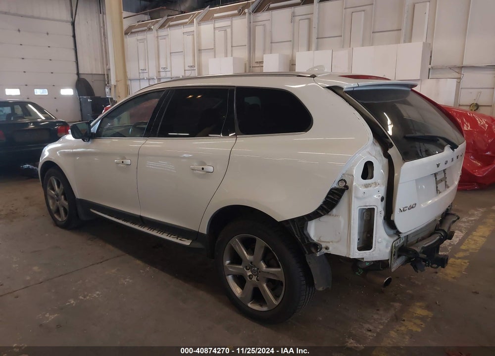 2013 VOLVO XC60 T6 VIN: YV4902DZ3D2429894