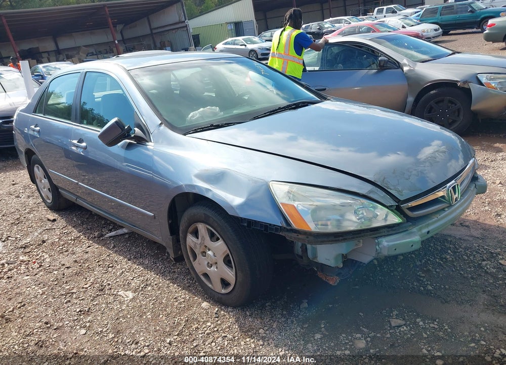 2007 HONDA ACCORD 2.4 LX VIN: 1HGCM564X7A013837