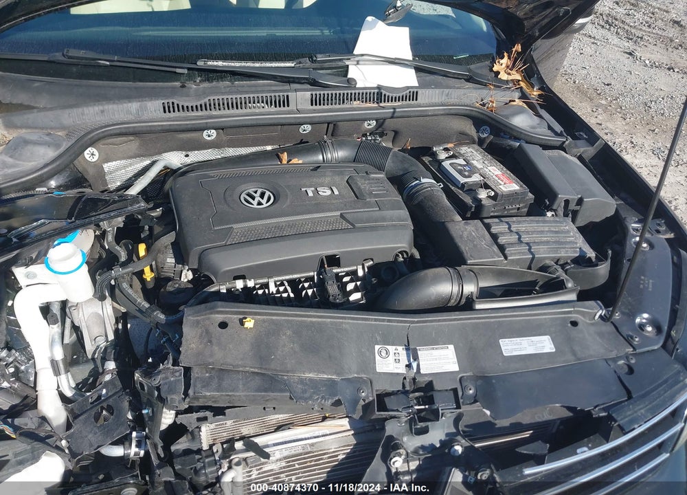 2017 VOLKSWAGEN JETTA 1.8T SEL/1.8T SEL PREMIUM VIN: 3VWL17AJ5HM252116