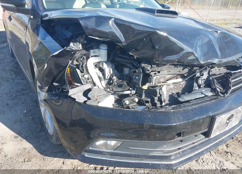 2017 VOLKSWAGEN JETTA 1.8T SEL/1.8T SEL PREMIUM VIN: 3VWL17AJ5HM252116