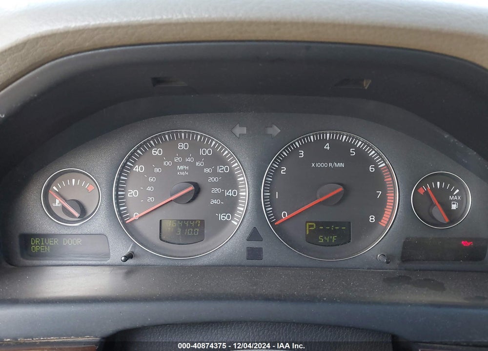 2005 VOLVO S80 2.5T VIN: YV1TS592651408216