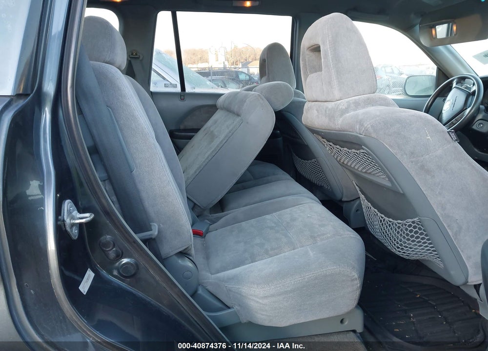 2005 HONDA PILOT EX VIN: 5FNYF18485B039295