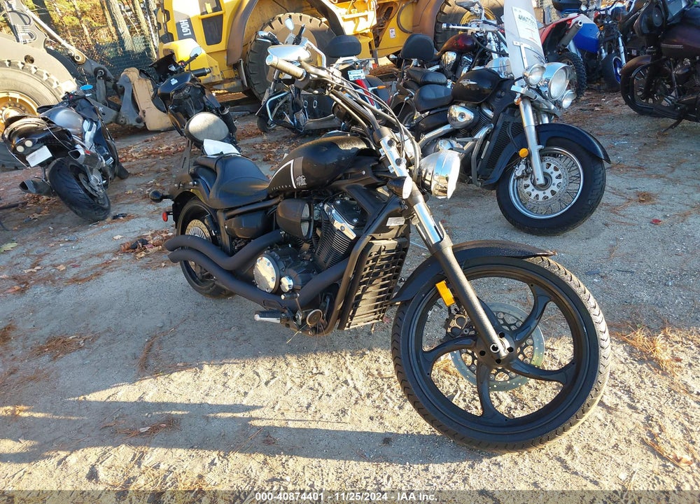 2013 YAMAHA XVS1300 CU VIN: JYAVP33E3DA008440