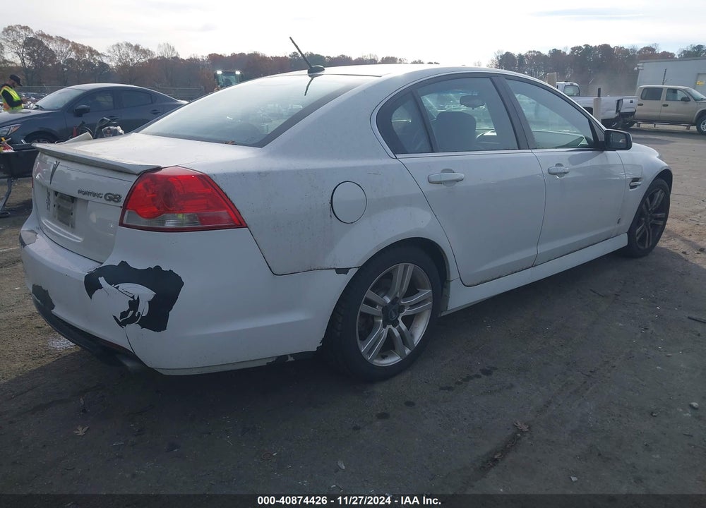 2008 PONTIAC G8 VIN: 6G2ER57718L146081