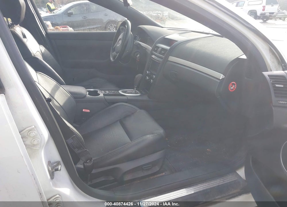 2008 PONTIAC G8 VIN: 6G2ER57718L146081