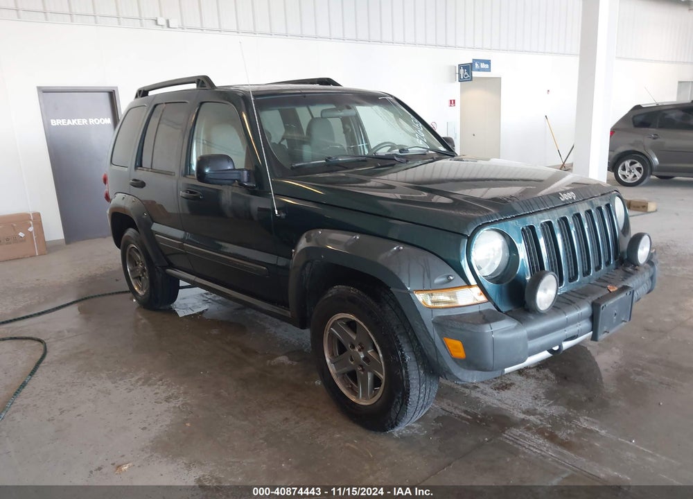2005 JEEP LIBERTY RENEGADE VIN: 1J4GL38K05W526155