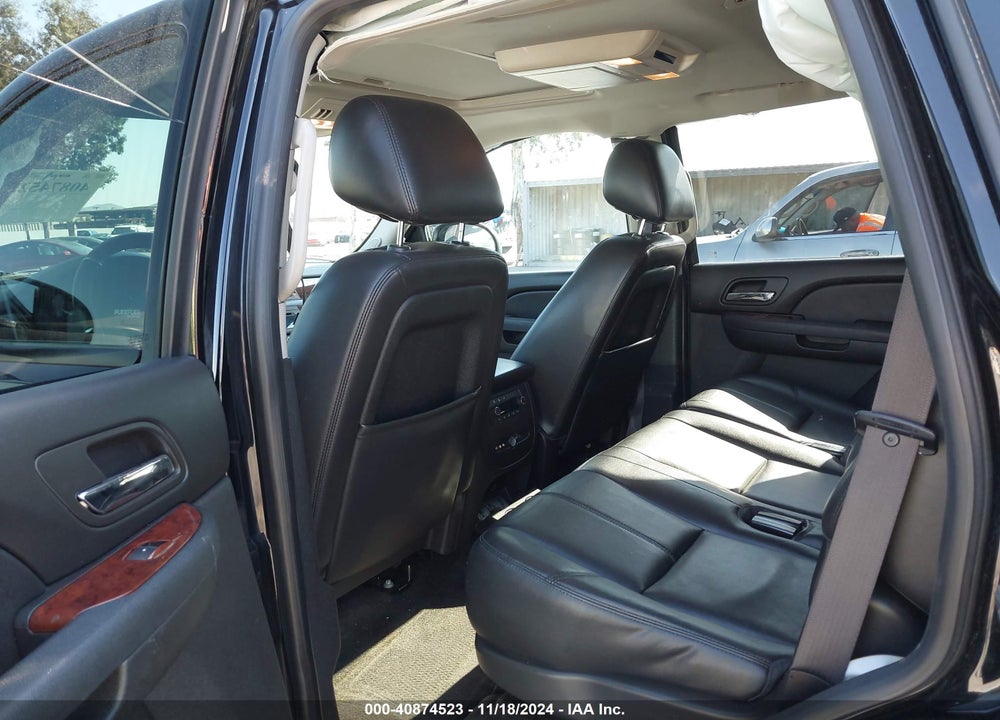 2013 CHEVROLET TAHOE LT VIN: 1GNSCBE04DR255313