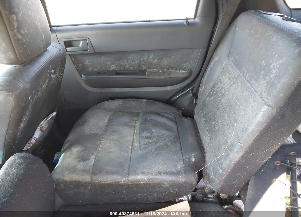 2010 FORD ESCAPE XLT VIN: 1FMCU0D72AKA87717