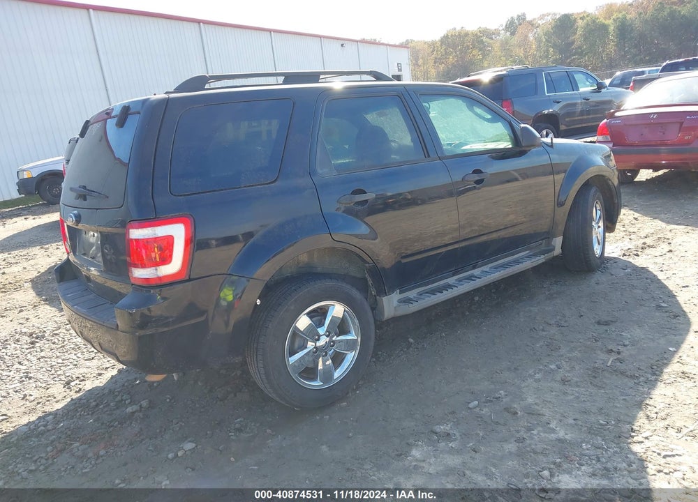 2010 FORD ESCAPE XLT VIN: 1FMCU0D72AKA87717