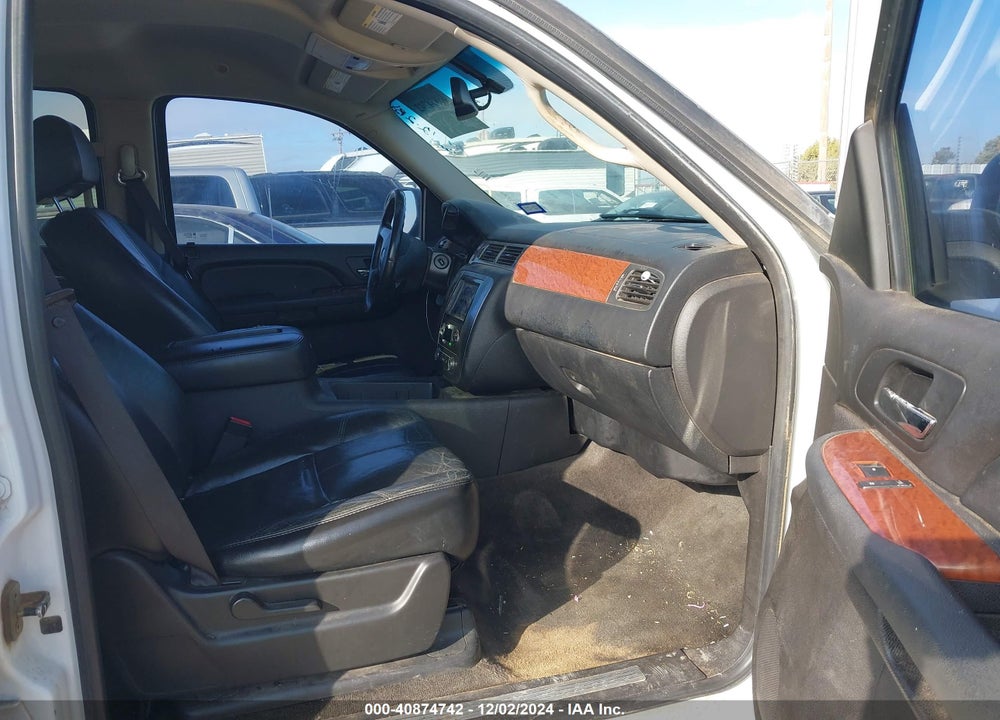 2007 GMC YUKON XL 1500 SLT VIN: 1GKFC16017J280180
