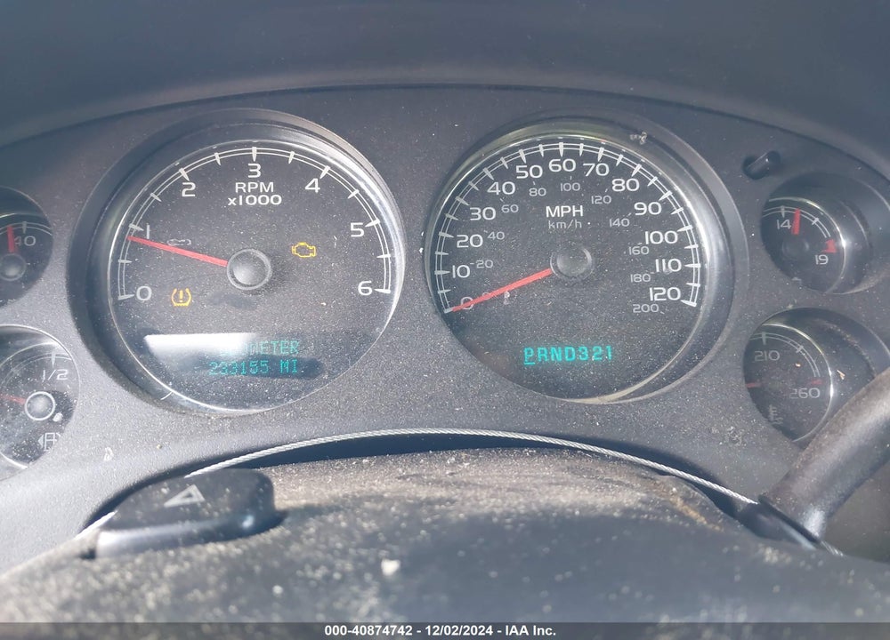 2007 GMC YUKON XL 1500 SLT VIN: 1GKFC16017J280180