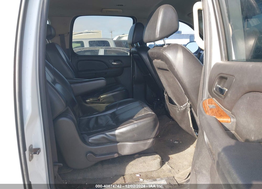 2007 GMC YUKON XL 1500 SLT VIN: 1GKFC16017J280180