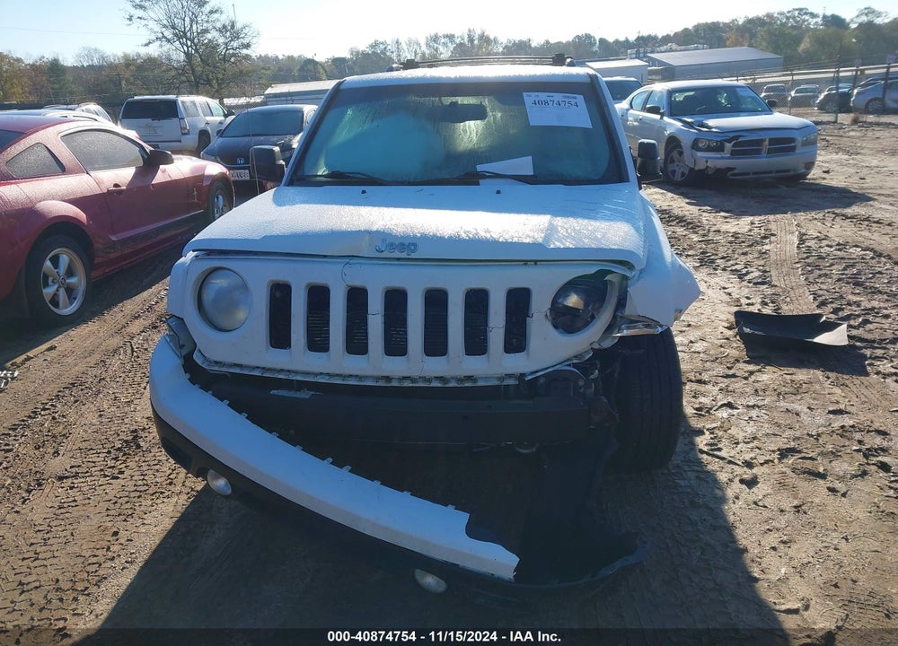 2014 JEEP PATRIOT LATITUDE VIN: 1C4NJPFA2ED698557