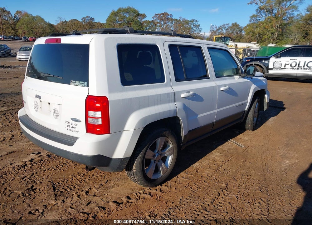 2014 JEEP PATRIOT LATITUDE VIN: 1C4NJPFA2ED698557
