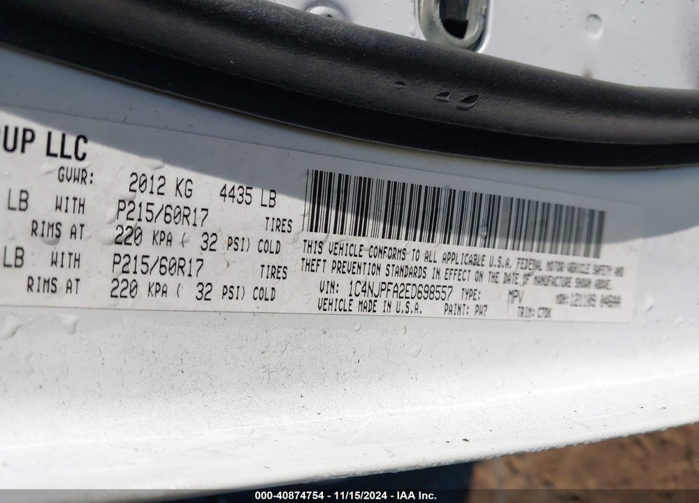 2014 JEEP PATRIOT LATITUDE VIN: 1C4NJPFA2ED698557