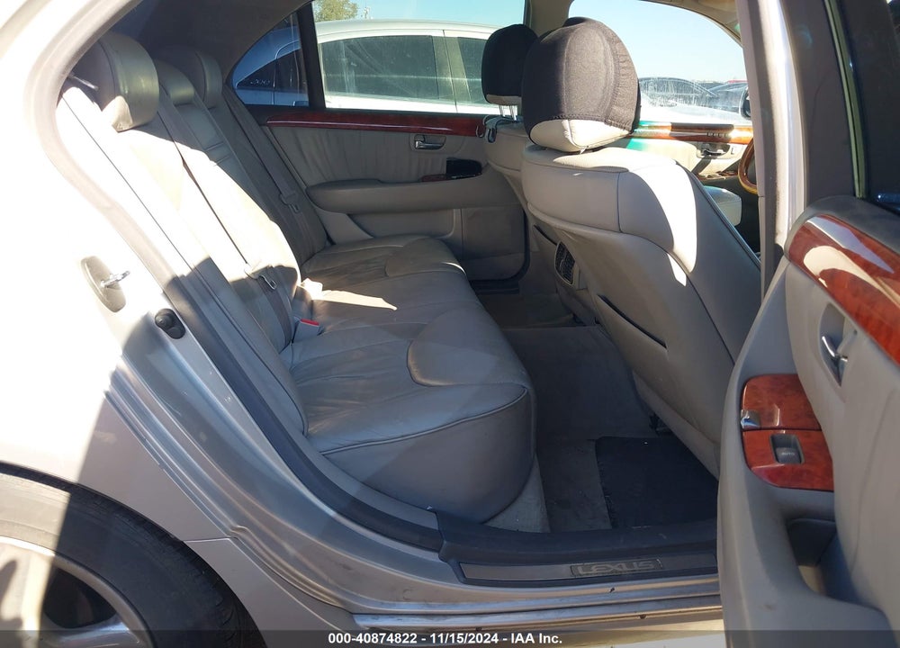 2004 LEXUS LS 430 VIN: JTHBN36FX40149026