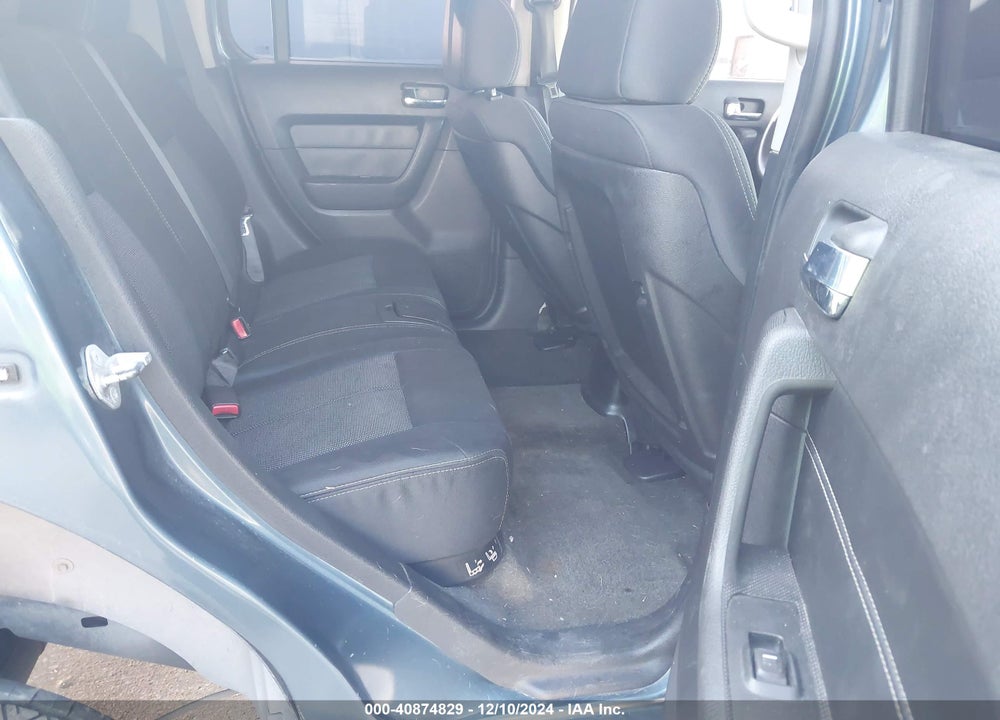 2007 HUMMER H3 SUV VIN: 5GTDN13E278139020