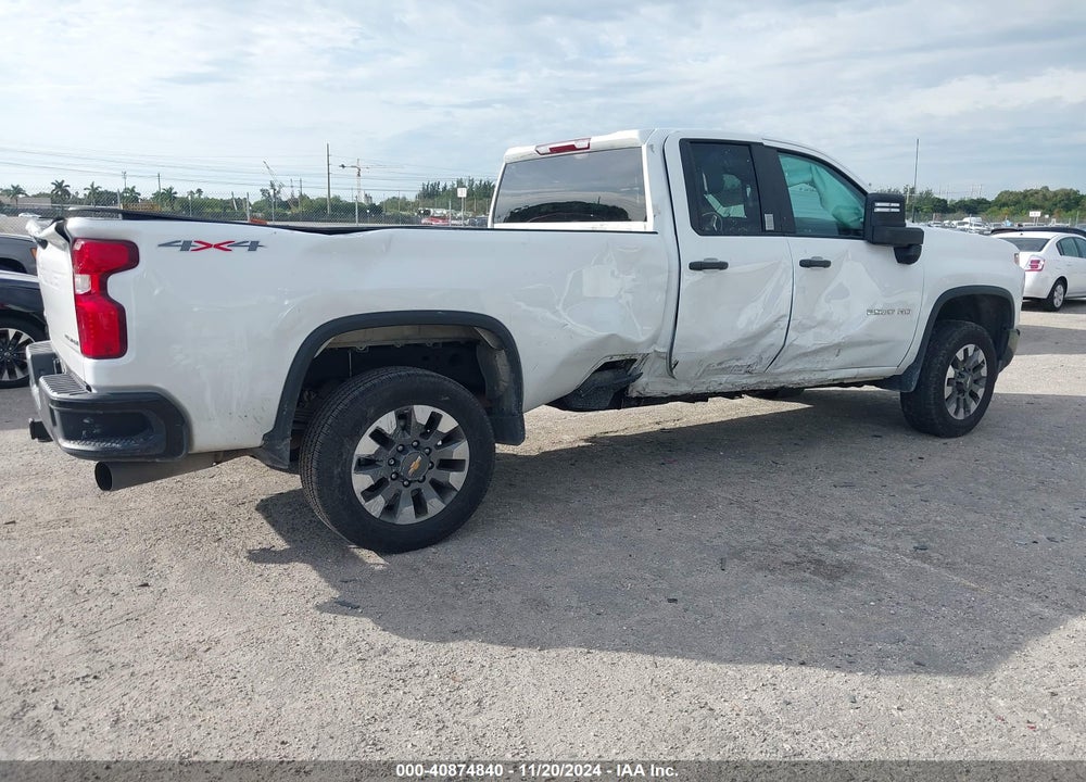 2022 CHEVROLET SILVERADO 2500HD 4WD  LONG BED CUSTOM VIN: 1GC5YMEY2NF351923