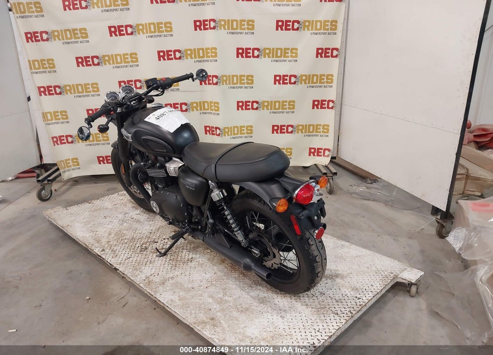 2019 TRIUMPH MOTORCYCLE BONNEVILLE T100 VIN: SMTD10GN4KT908597