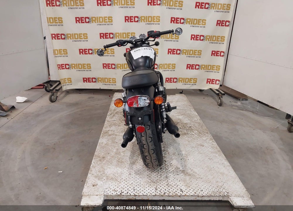 2019 TRIUMPH MOTORCYCLE BONNEVILLE T100 VIN: SMTD10GN4KT908597