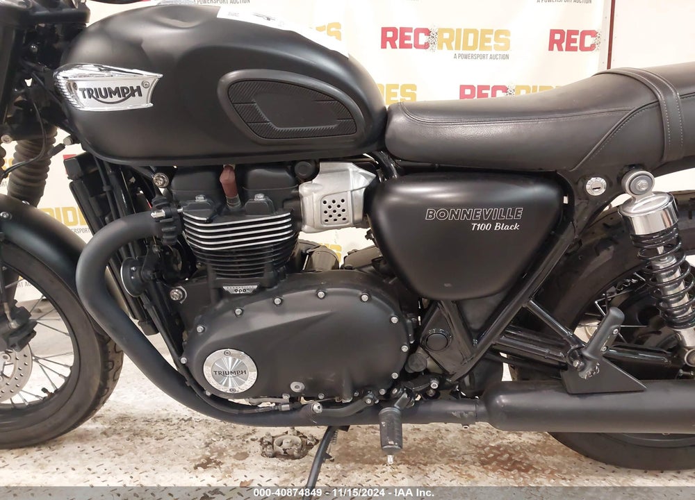 2019 TRIUMPH MOTORCYCLE BONNEVILLE T100 VIN: SMTD10GN4KT908597