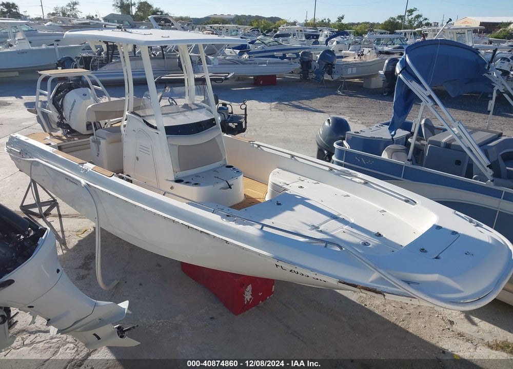 2020 BOSTON WHALER OTHER VIN: BWCE0790J920
