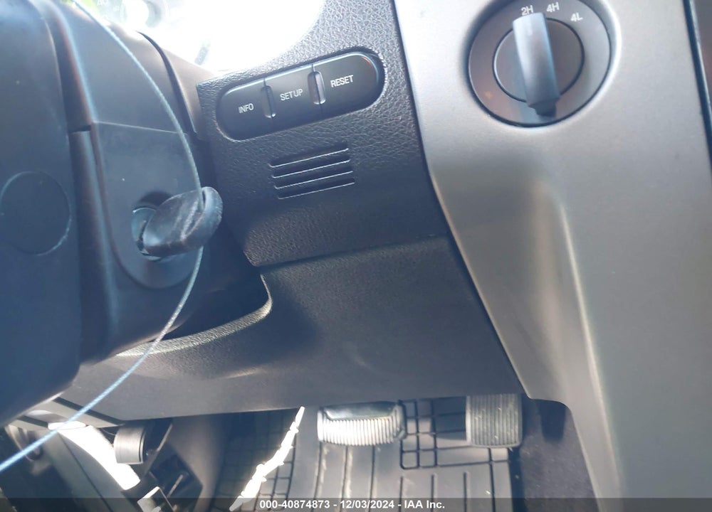 2006 LINCOLN MARK LT VIN: 5LTPW185X6FJ19678