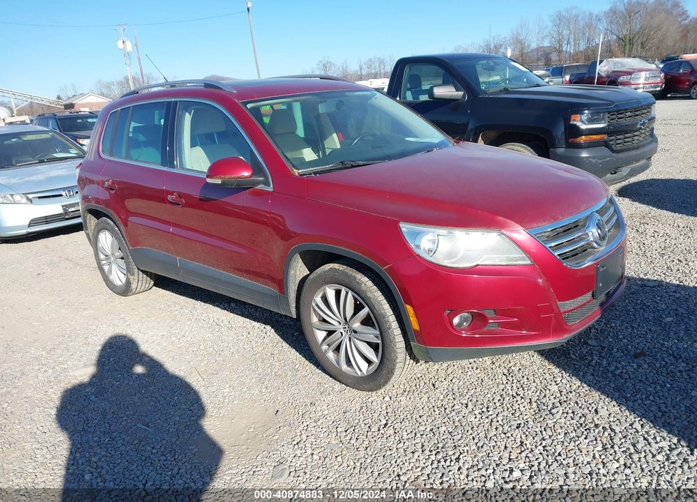 2011 VOLKSWAGEN TIGUAN SE VIN: WVGBV7AX3BW001007