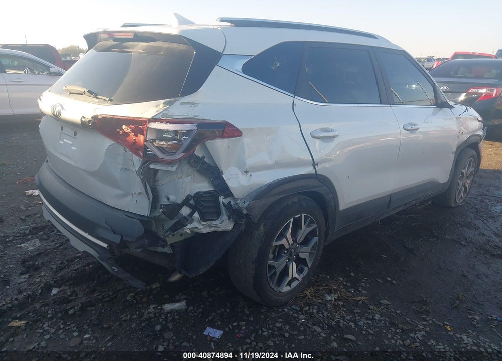 2021 KIA SELTOS EX VIN: KNDERCAA9M7226202