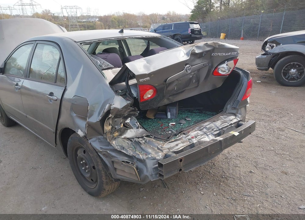 2005 TOYOTA COROLLA LE VIN: 2T1BR32E05C496195