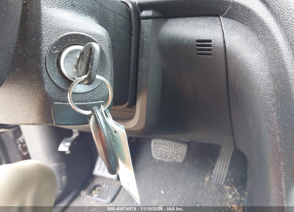 2015 CHEVROLET TRAVERSE 1LT VIN: 1GNKVGKD6FJ138316