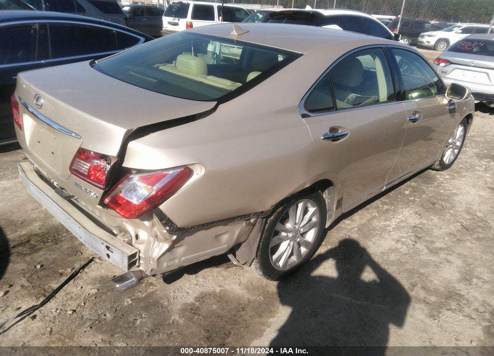 2011 LEXUS ES 350 VIN: JTHBK1EGXB2452431