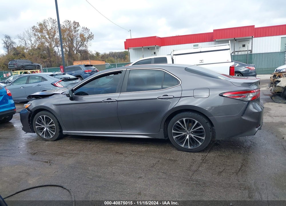2018 TOYOTA CAMRY VIN: 4T1B11HK7JU566647