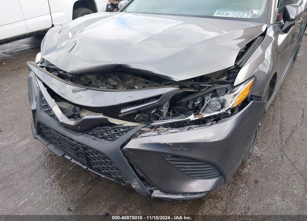 2018 TOYOTA CAMRY VIN: 4T1B11HK7JU566647