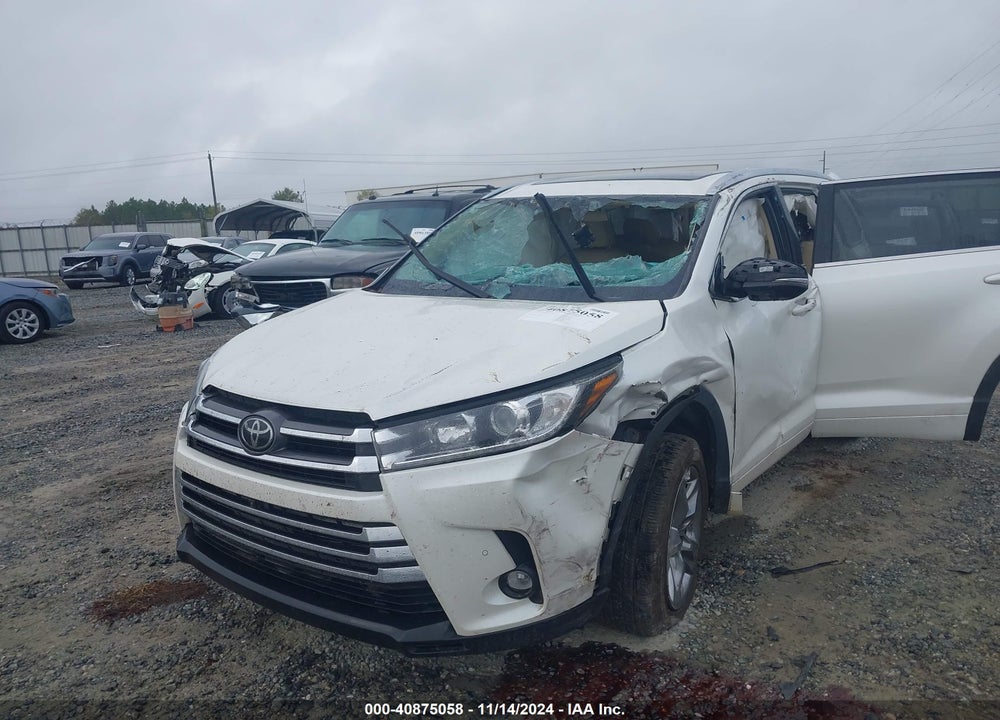 2019 TOYOTA HIGHLANDER LIMITED/PLATINUM VIN: 5TDYZRFH3KS311495
