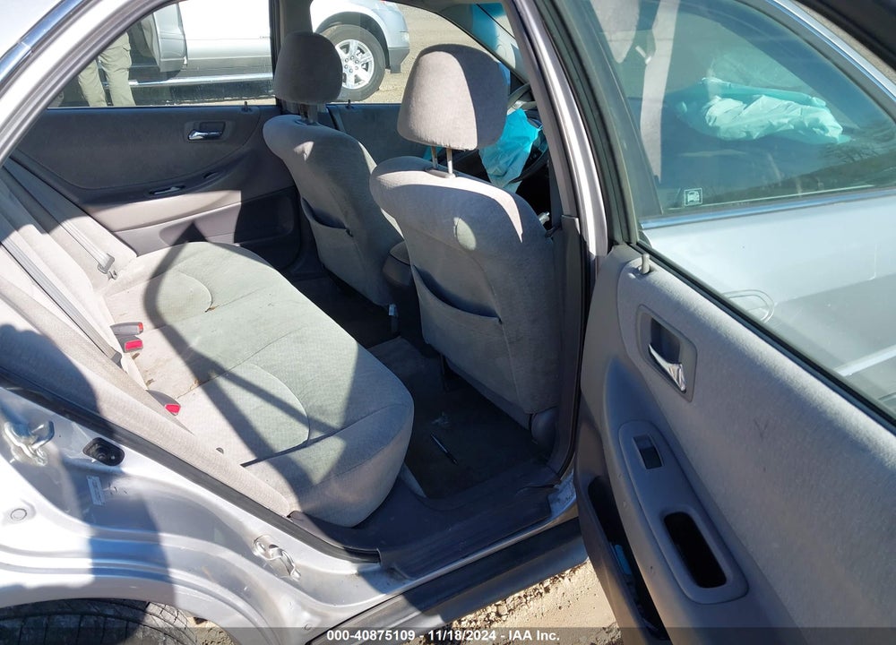 2002 HONDA ACCORD 2.3 LX VIN: 1HGCG66772A068214