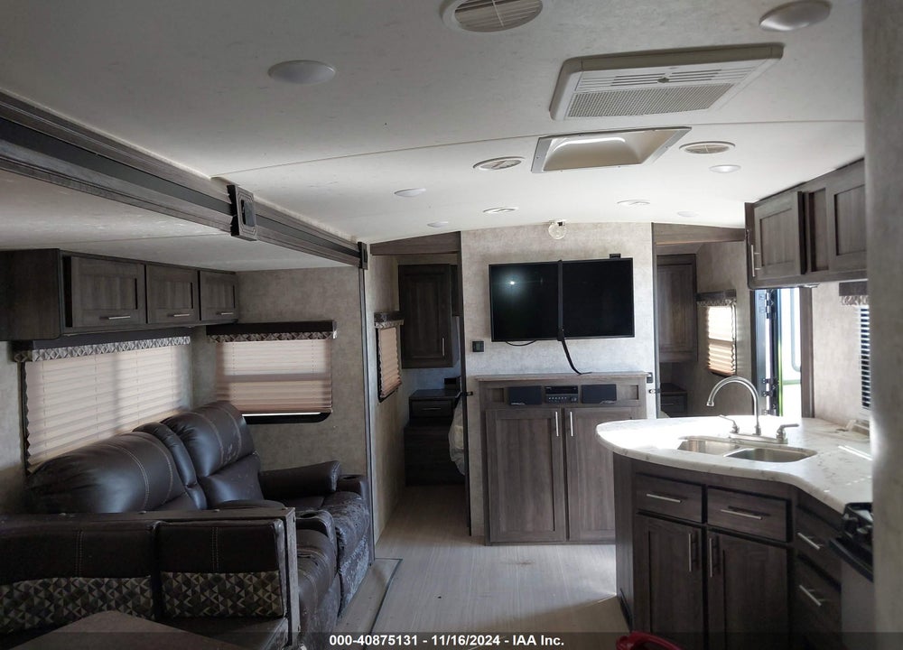 2017 HIGHLAND RIDGE OPEN RANGE VIN: 58TTU352XH3029573