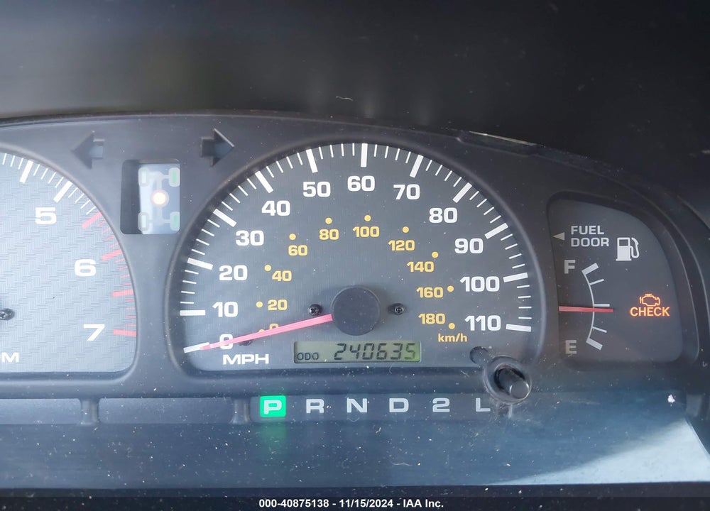 2000 TOYOTA 4RUNNER LIMITED V6 VIN: JT3HN87R3Y0300591