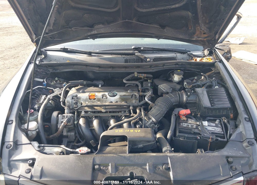 2010 HONDA ACCORD 2.4 LX-P VIN: 1HGCP2F47AA121636