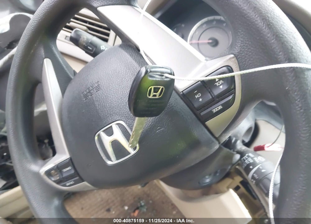 2010 HONDA ACCORD 2.4 LX-P VIN: 1HGCP2F47AA121636