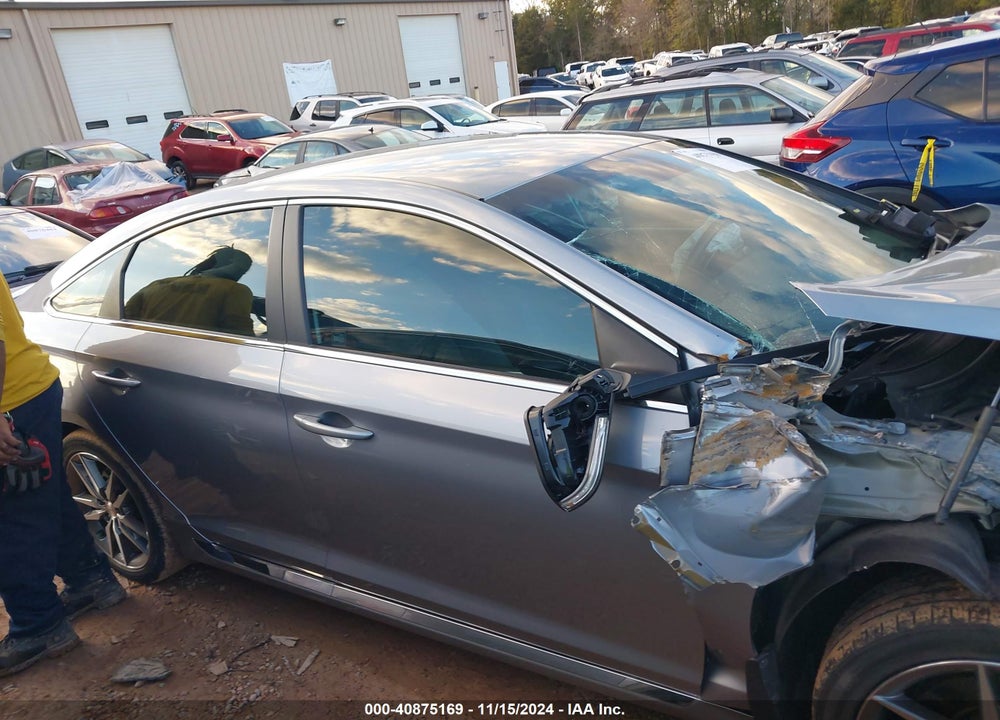 2017 HYUNDAI SONATA SPORT 2.0T VIN: 5NPE34ABXHH521956