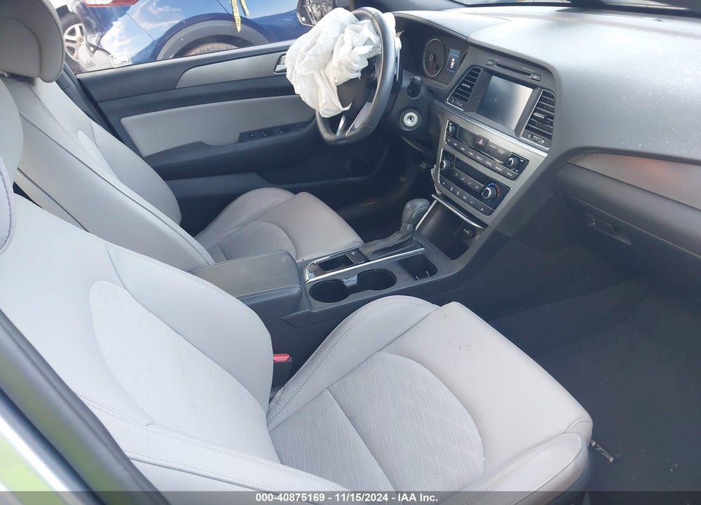 2017 HYUNDAI SONATA SPORT 2.0T VIN: 5NPE34ABXHH521956