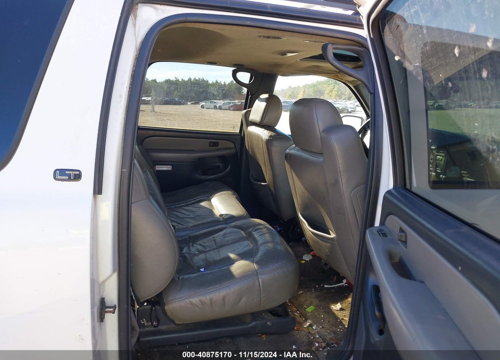 2002 CHEVROLET SUBURBAN 1500 LT VIN: 3GNFK16Z72G338968