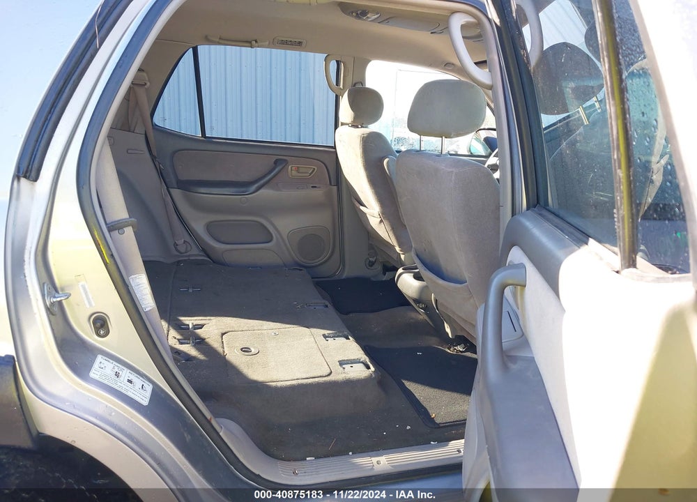 2001 TOYOTA SEQUOIA SR5 V8 VIN: 5TDBT44AX1S018692
