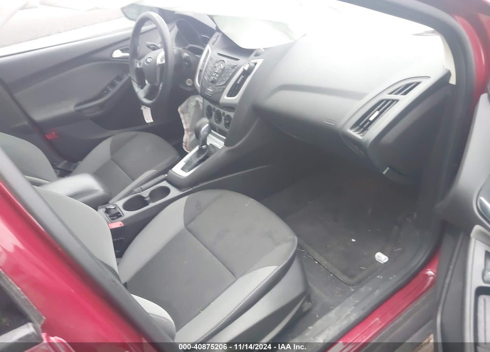 2014 FORD FOCUS SE VIN: 1FADP3F27EL428814