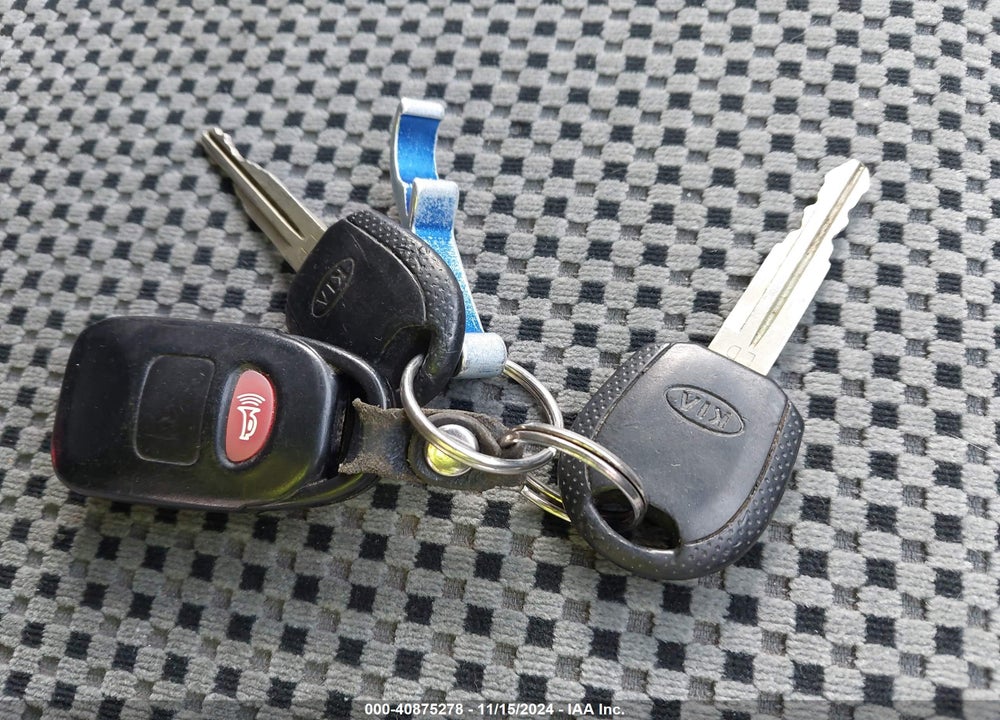 2005 KIA SPORTAGE EX V6/LX V6 VIN: KNDJE723357067308