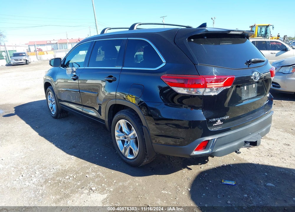 2018 TOYOTA HIGHLANDER VIN: 5TDDZRFH3JS849160