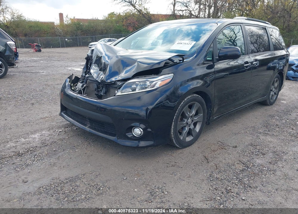 2016 TOYOTA SIENNA SE PREMIUM 8 PASSENGER VIN: 5TDXK3DC2GS737125